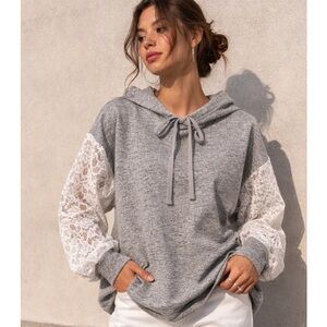 TORRID Gray Super Soft Lace Sleeve Drawstring Hoodie 00 NWOT